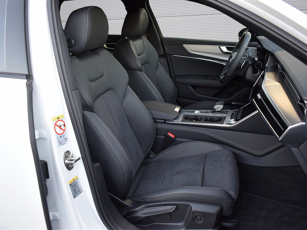 Audi A6 Avant 45 TFSI quattro S-line - Samsaru's Car Outlet