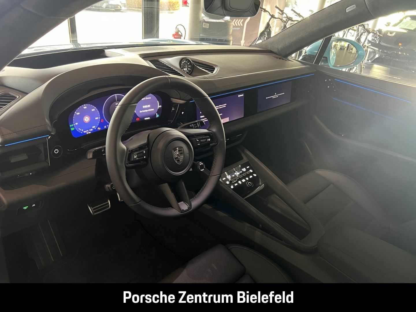 Porsche Macan Turbo HA-Lenkung Head-Up Sitzbelüftung