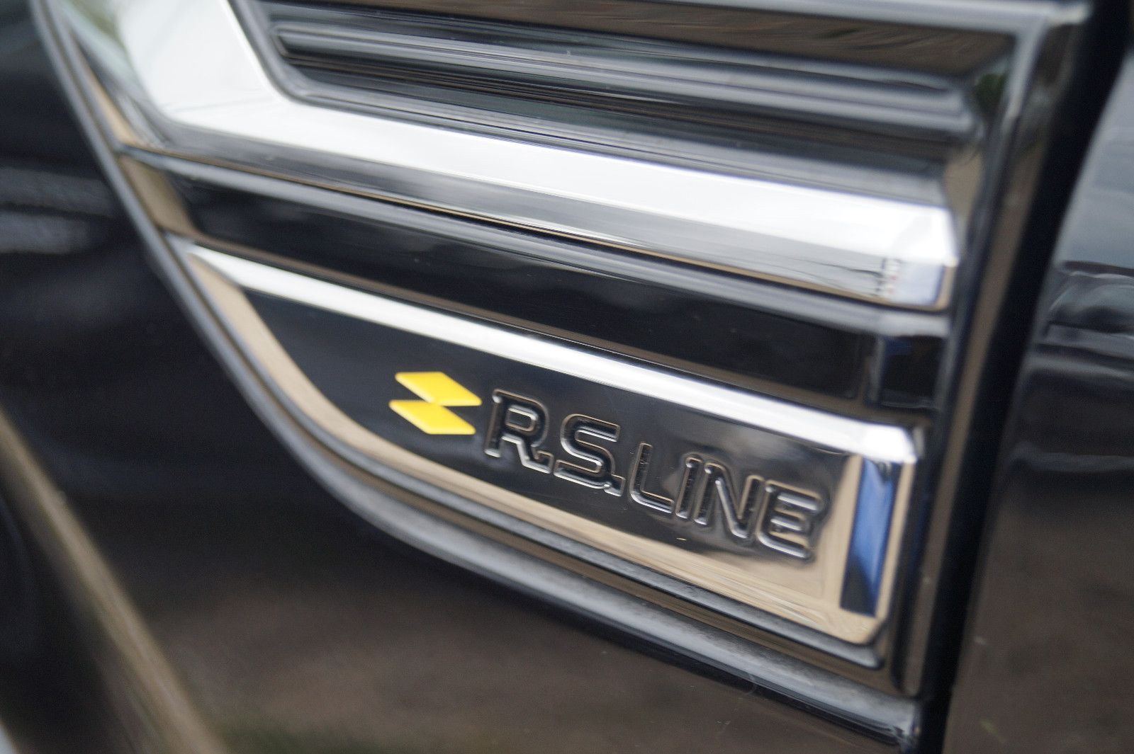 Renault Arkana R.S. Line - Samsaru's Car Outlet