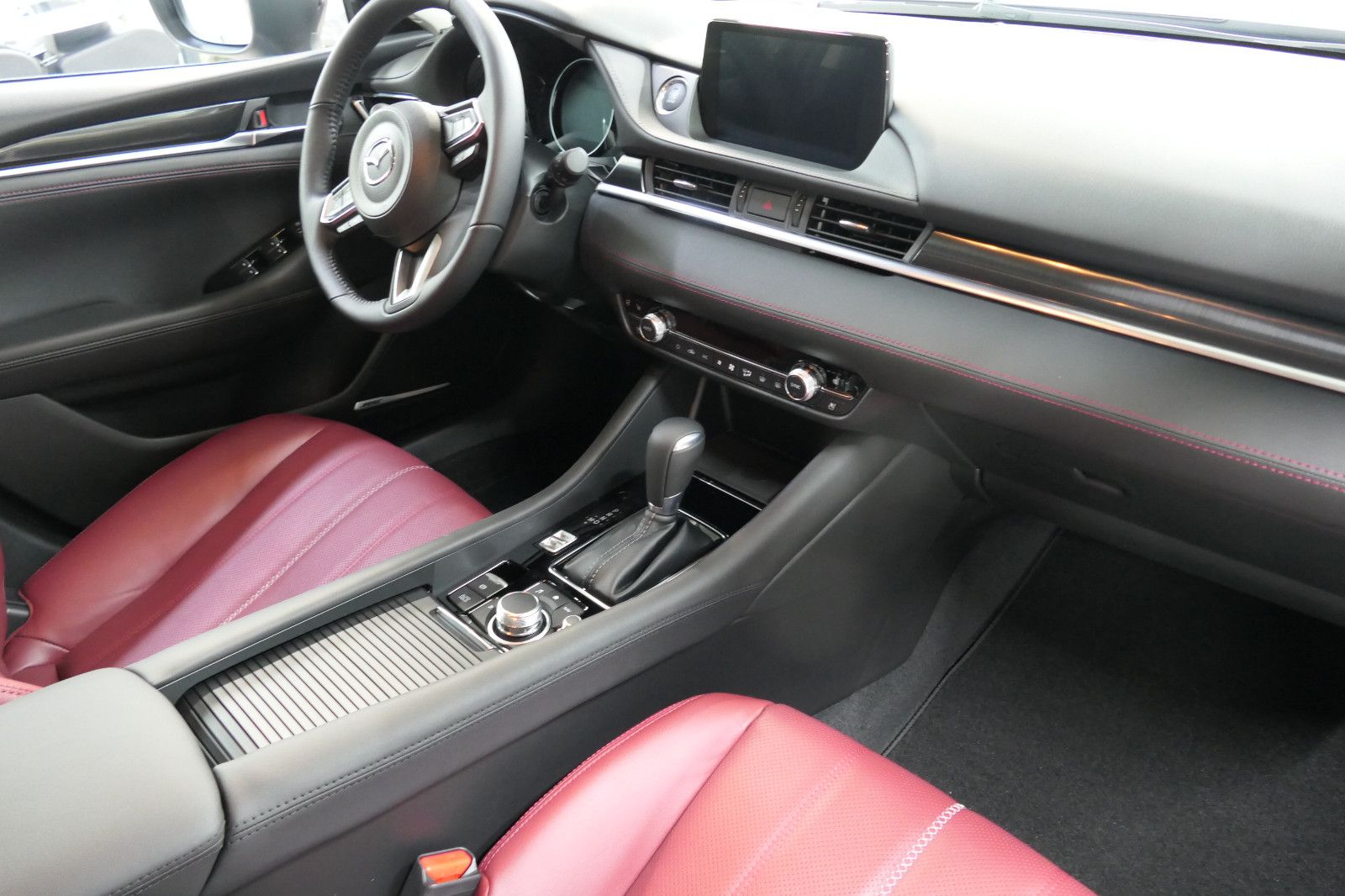 Mazda 6 SKYACTIV-G 194 HOMURA +sofort+