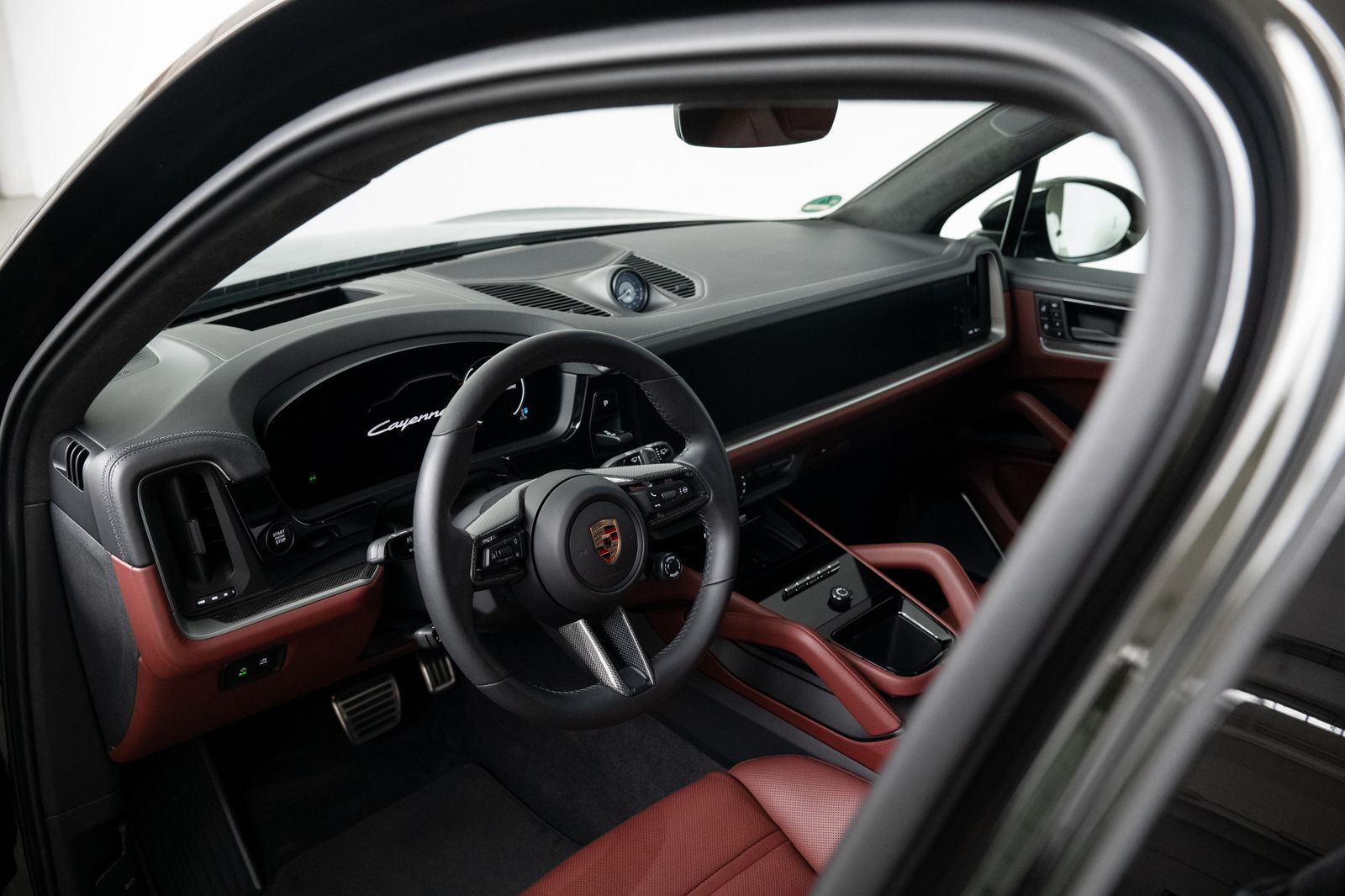 Porsche Cayenne S E-Hybrid I PTS Dunkeloliv I Burmester