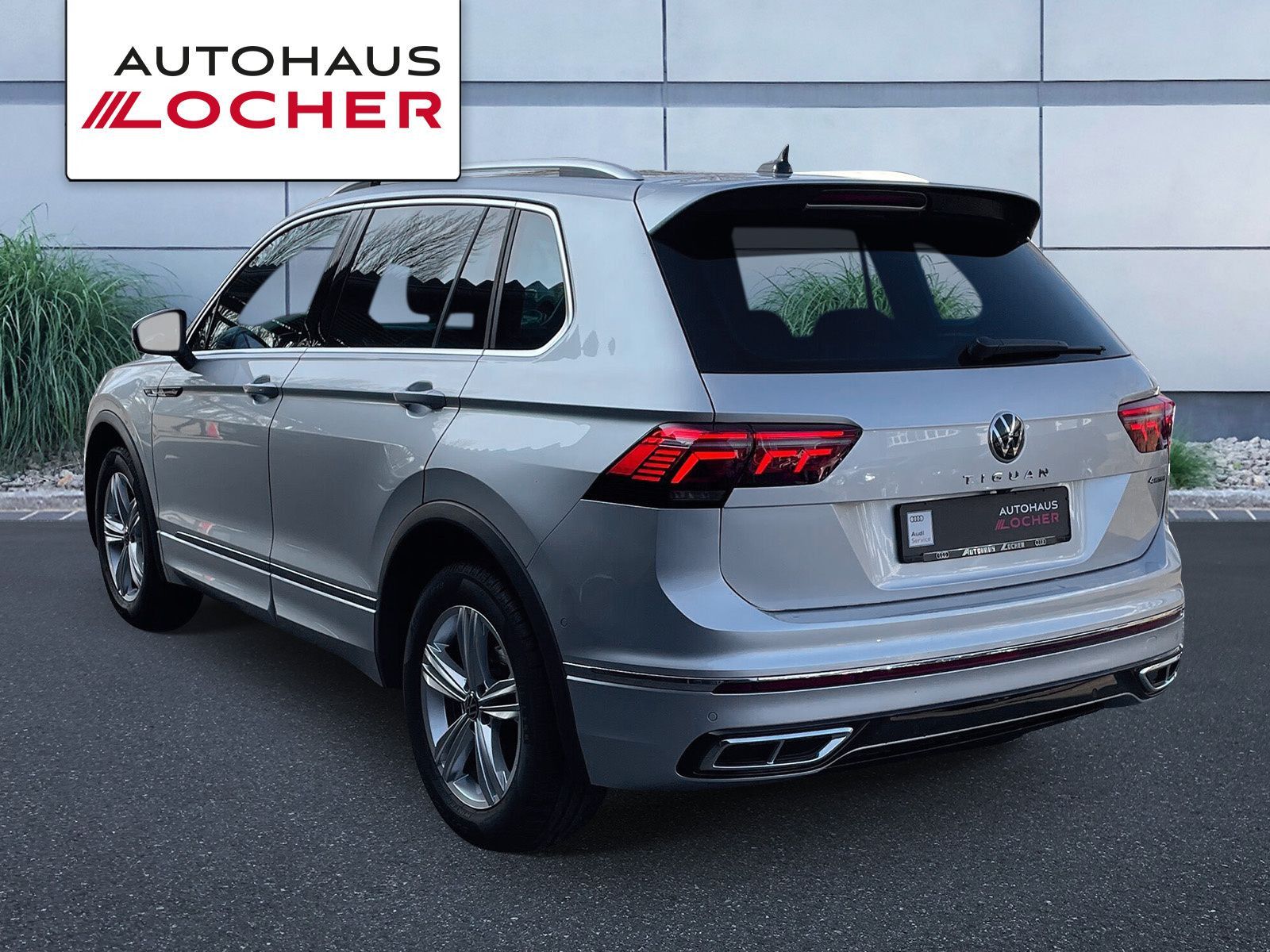 Volkswagen Tiguan R-Line 2.0 TDI DSG 4Motion - Samsaru's Car Outlet