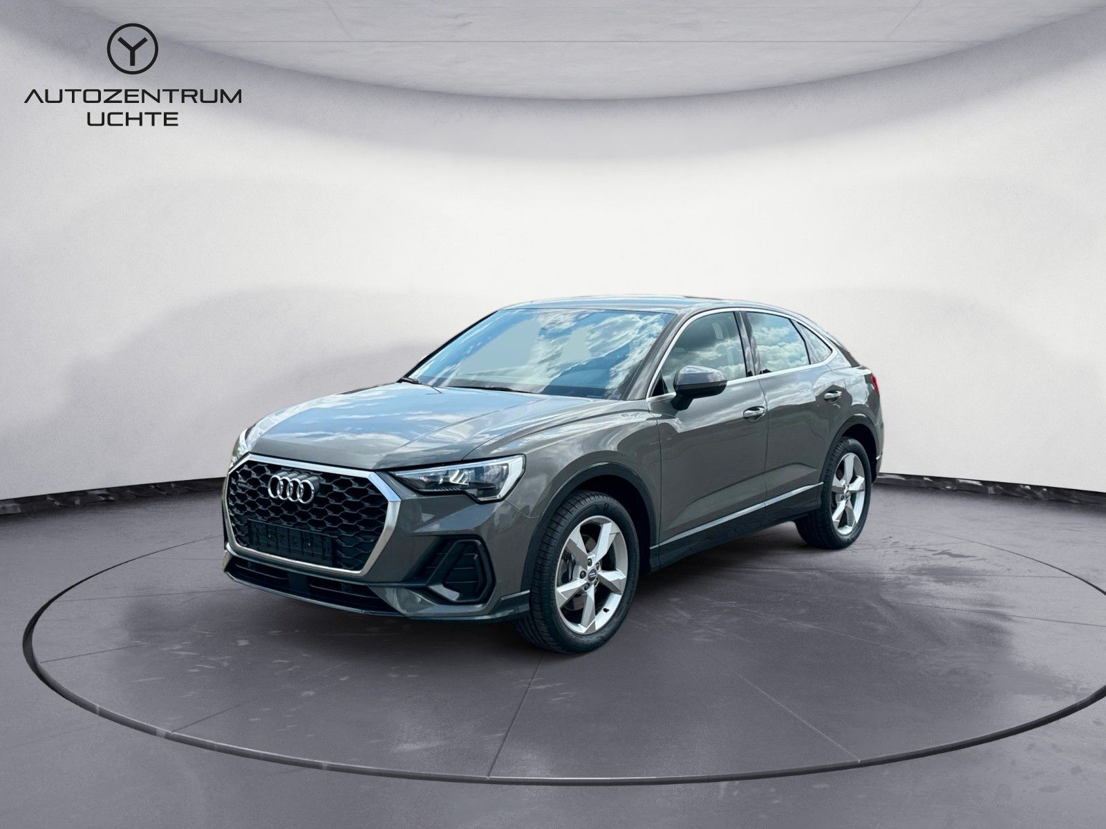 Audi Q3 Sportback 45 TFSI quattro - Samsaru's Car Outlet