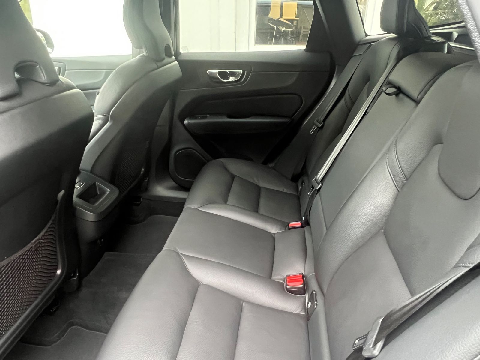 Volvo XC60 B4 Diesel AWD Plus Dark GARANTIE
