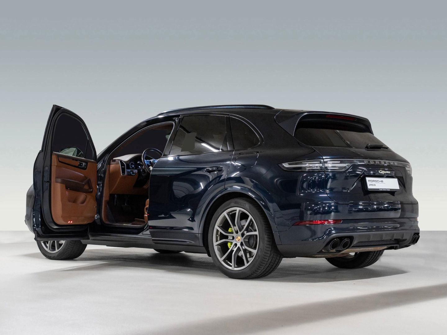Porsche Cayenne E-Hybrid PDCC BOSE Surround View 18-Wege