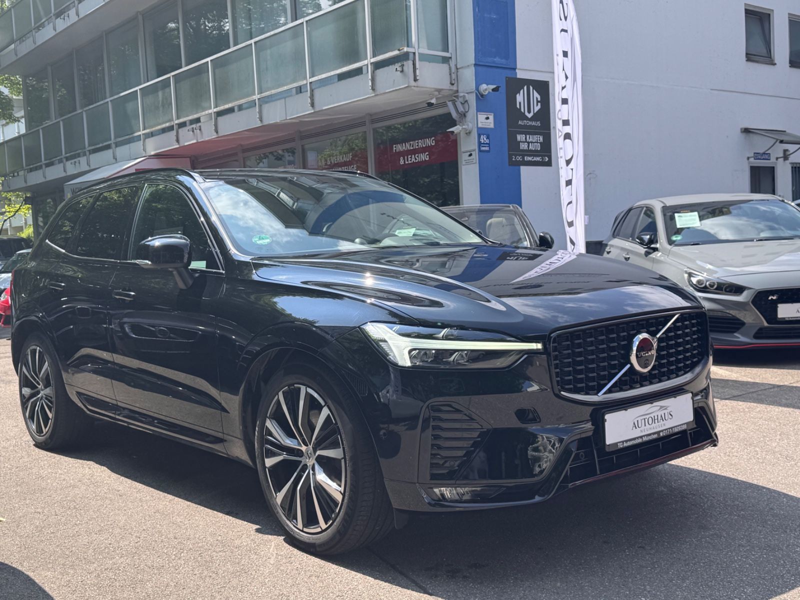 Volvo XC60 Ultimate AWD - Samsaru's Car Outlet