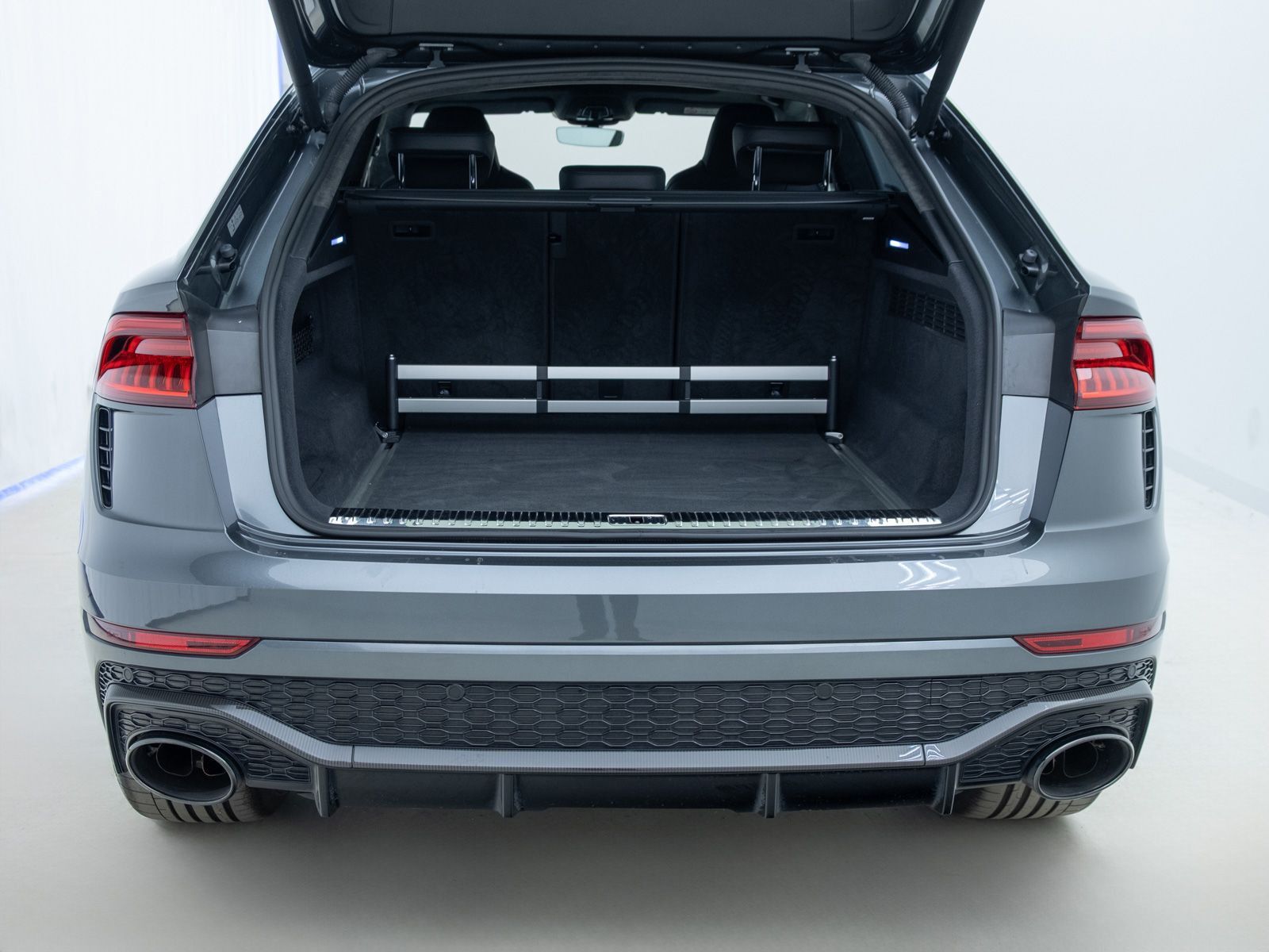 Audi RSQ8 4.0 TFSI TIPT*QUA*MATRIX*PANO*HUD*B&O*360**
