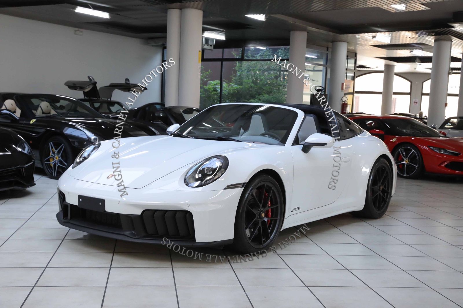 Porsche 992 Targa 4 GTS - Samsaru's Car Outlet