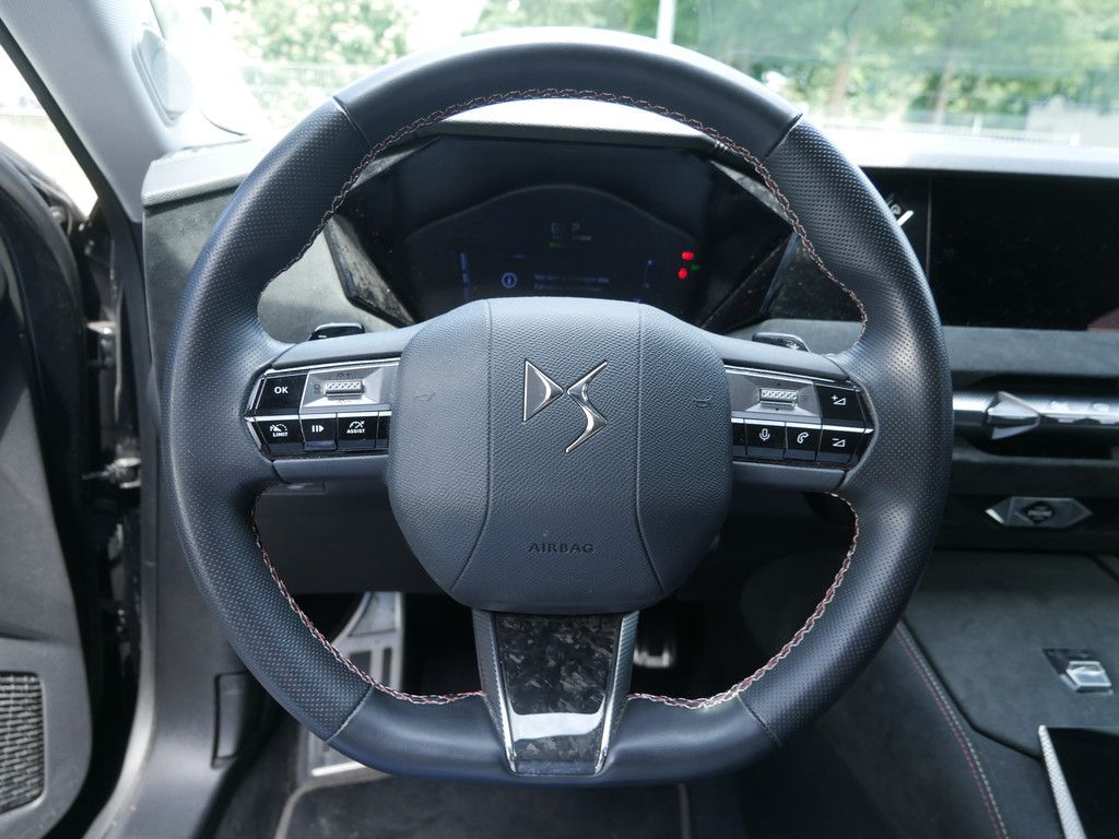 DS Automobiles DS 4 E-TENSE 225 Performance Line + MATRIX-LED