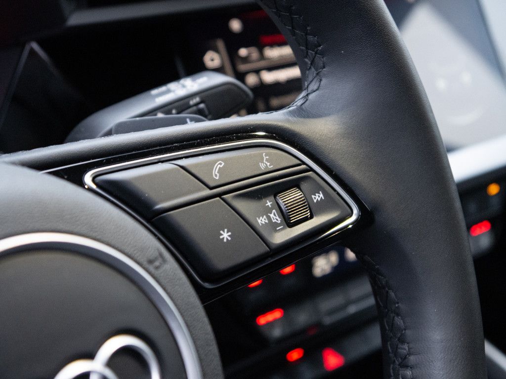 Audi A3 Sportback 30 TFSI advanced - Samsaru's Car Outlet