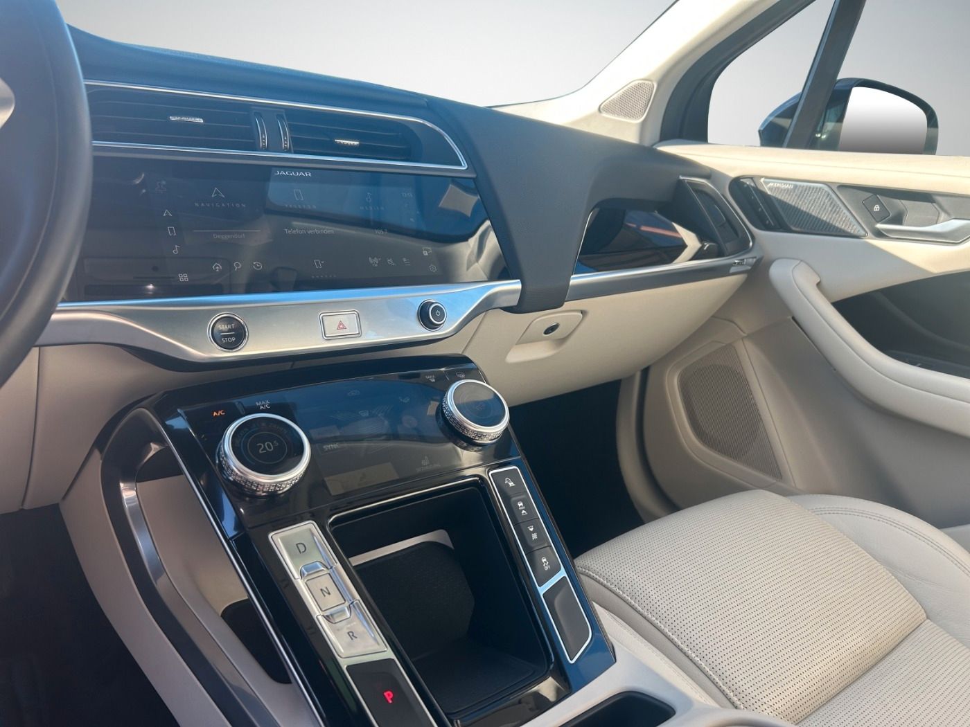 Jaguar I-PACE EV320 SE FLA HUD ParkAss. SpurW SpurH