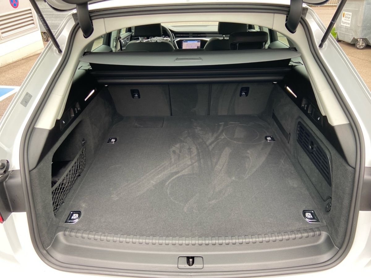 Audi A6 Avant - Samsaru's Car Outlet