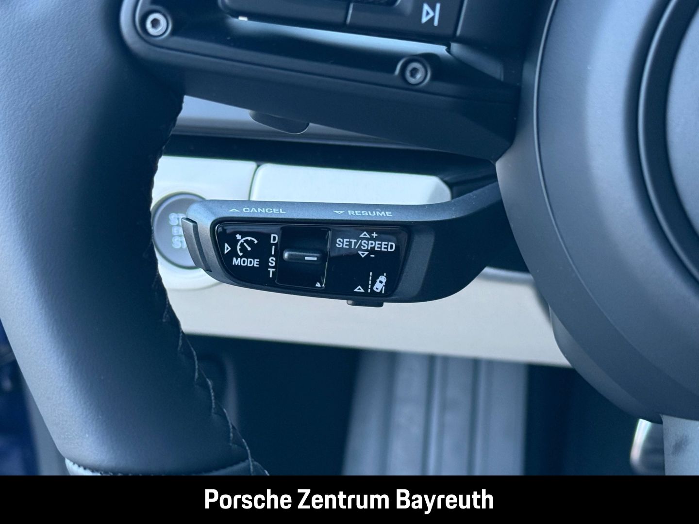 Porsche Panamera 4 E-Hybrid*0,5%*HD-MATRIX*HAL*MASSAGE*