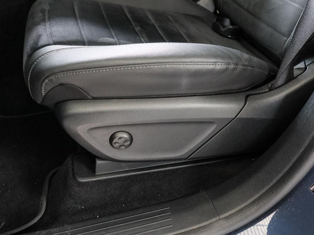 Mercedes-Benz GLE 450 d 4M AMG-Sport/Pano/Distr/AHK/Night/360