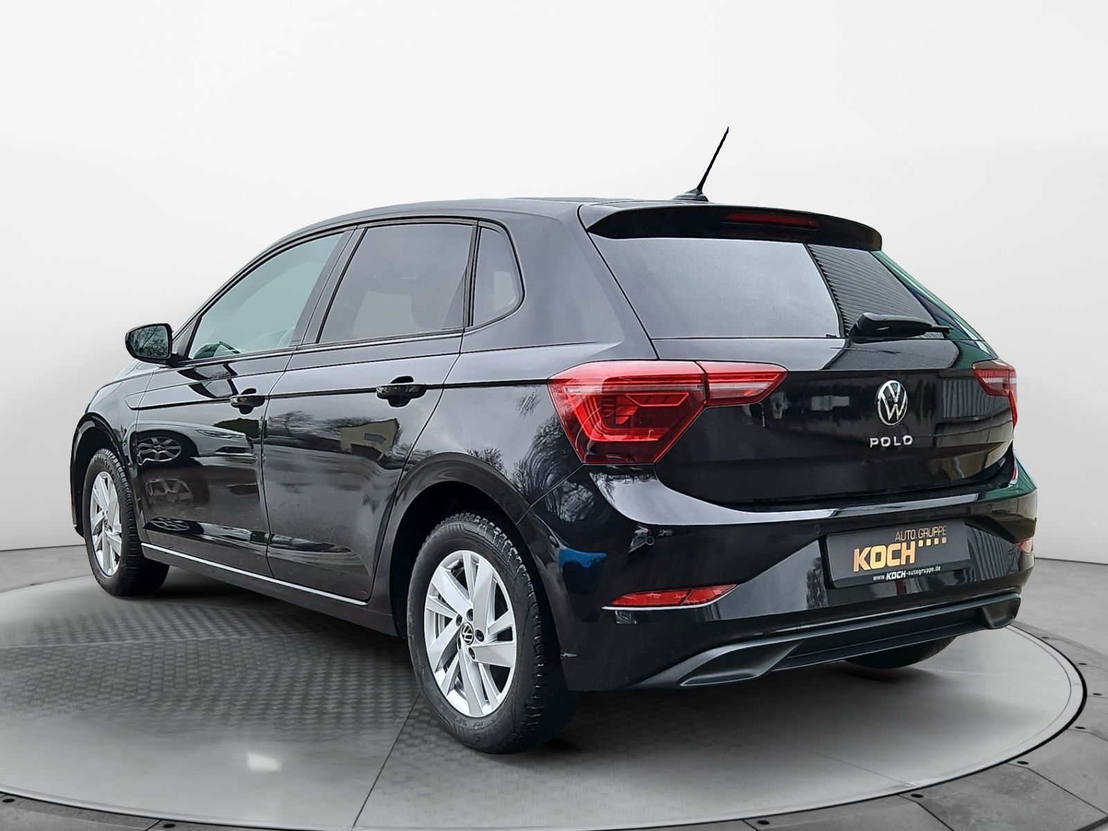 Volkswagen Polo 1.0 TSI Style DSG - Samsaru's Car Outlet