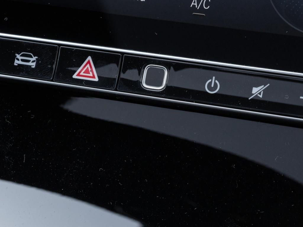 Mercedes-Benz GLC 300 e 4M AMG/LED/Pano/AHK/Burm3D/360/Night