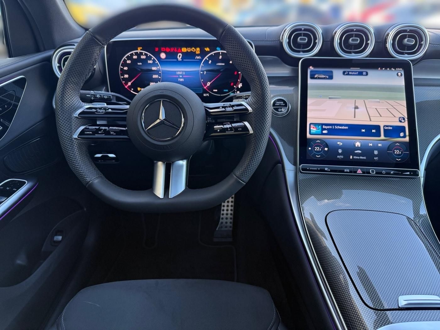 Mercedes-Benz GLC 220 d 4M AMG ADV. PLUS+AHK+360°+PANO+DISTR.+