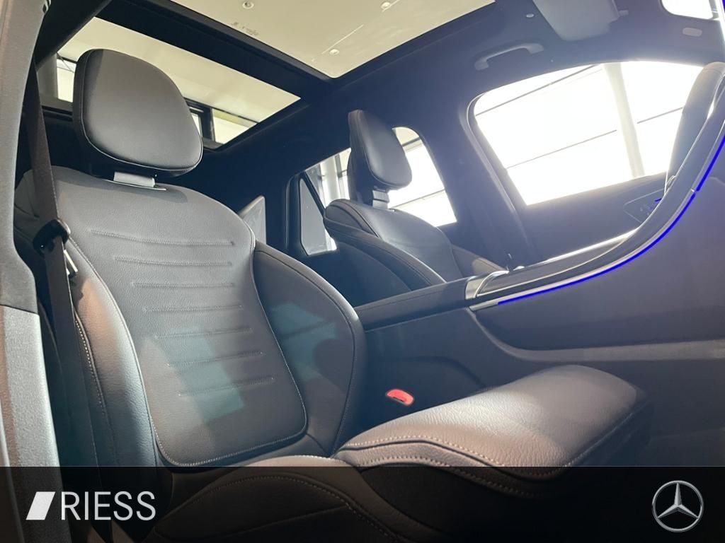 Mercedes-Benz GLC 300 d 4M AMG+PANO+STDHZG+HUD+DISTR+AHK+KEYL+