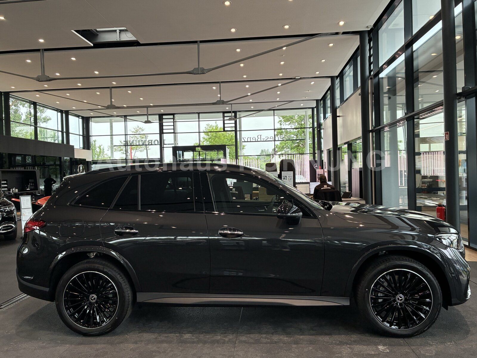 Mercedes-Benz GLC 300 d 4M AMG Pano StHz AHK DigiL Distr. 360°