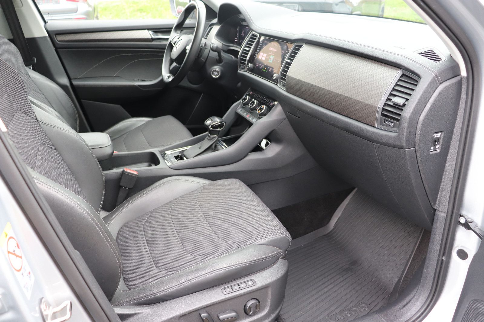 Skoda Kodiaq 2.0 TSI DSG 4x4 STYLE - Samsaru's Car Outlet