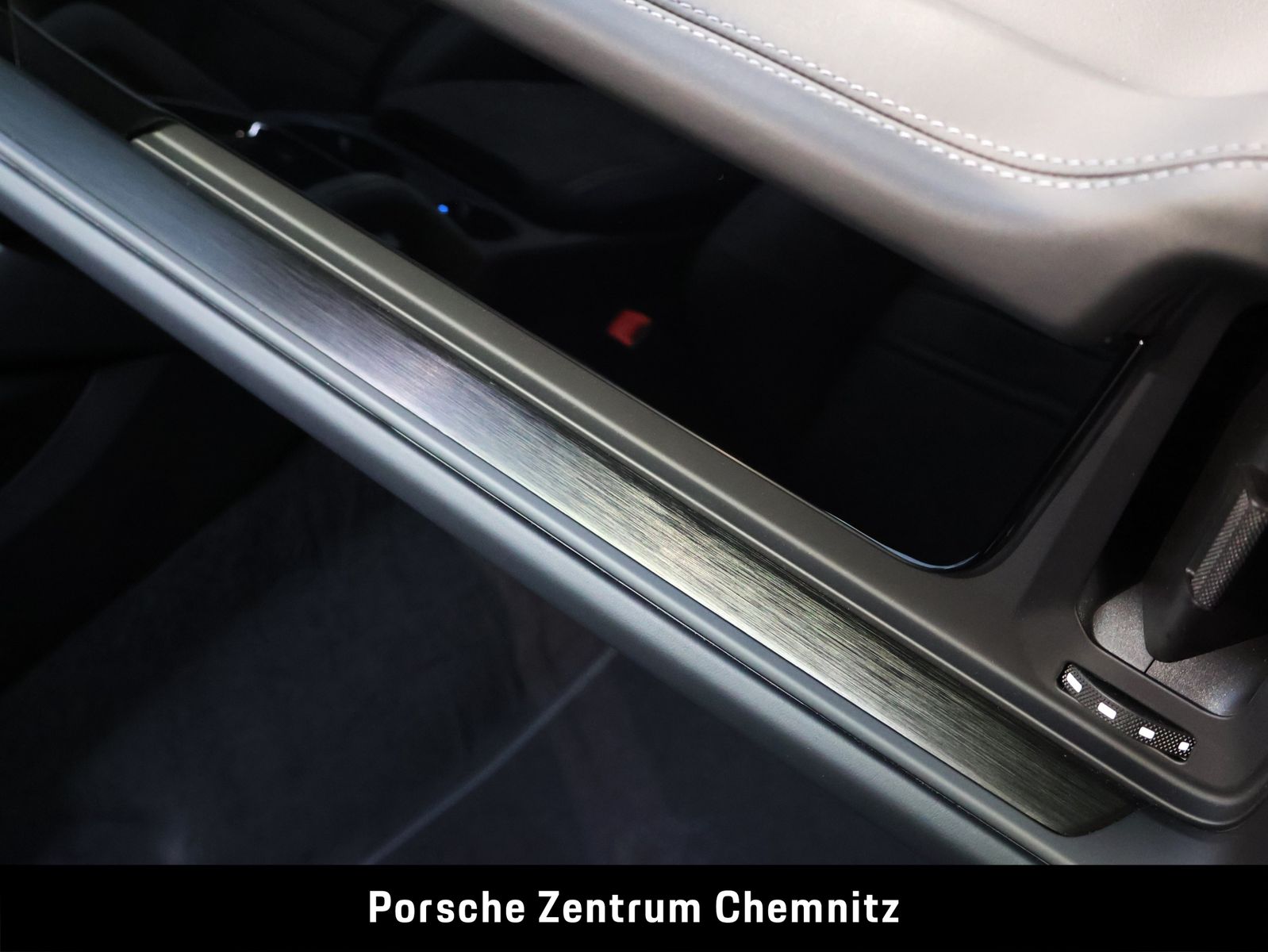 Porsche Cayenne GTS HA-Lenkung;Chrono;Head-Up;Pano