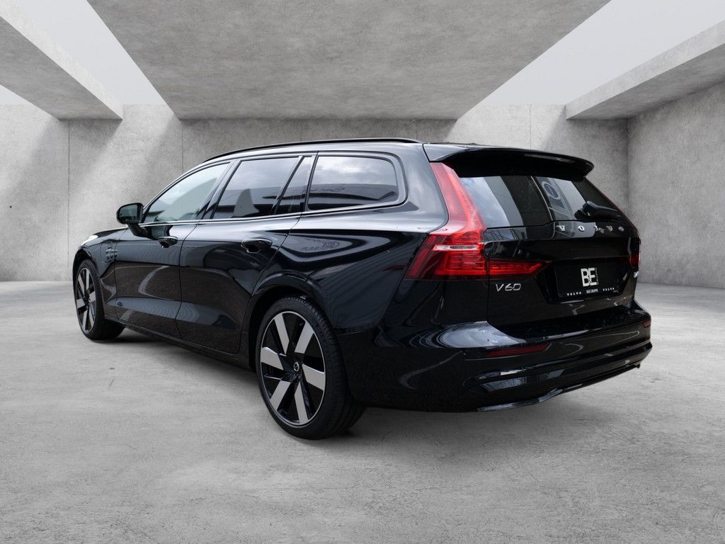 Volvo V60 T6 Ultra Dark Recharge Plug-In Hybrid AWD