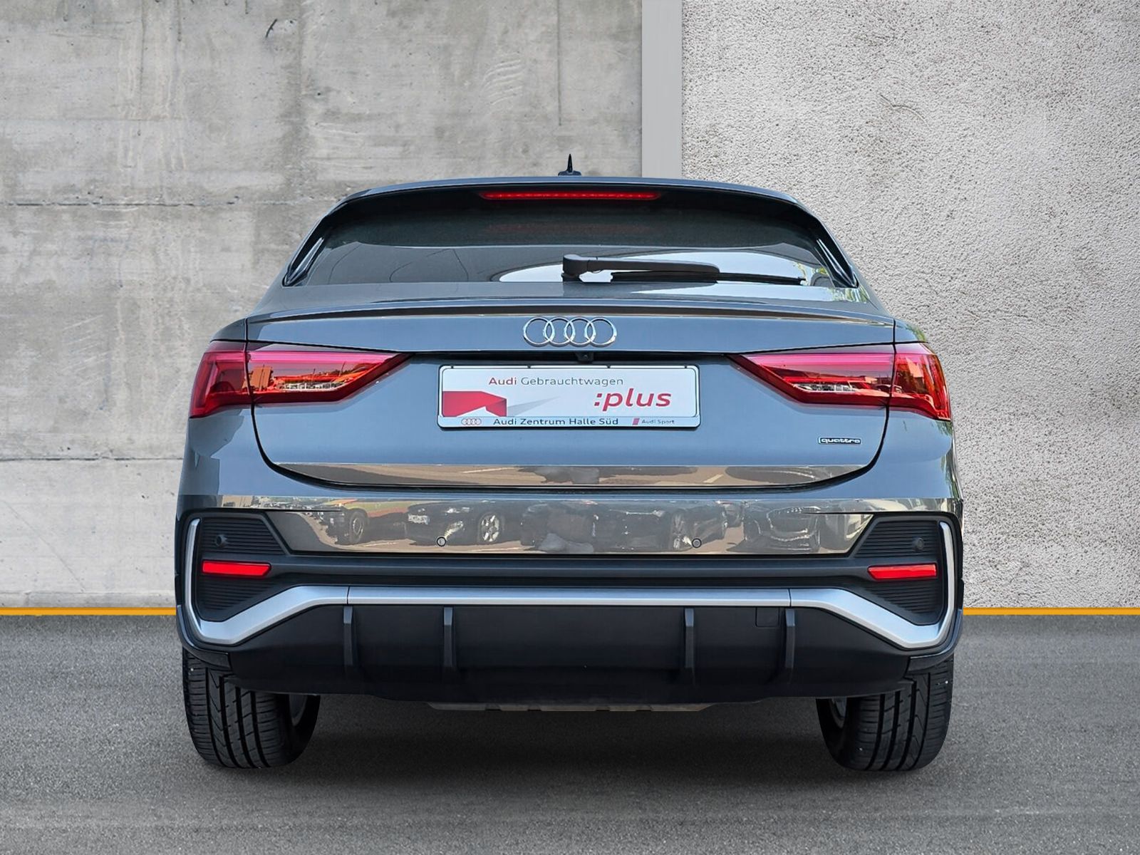 Audi Q3 Sportback 40 TFSI qu S line - Samsaru's Car Outlet