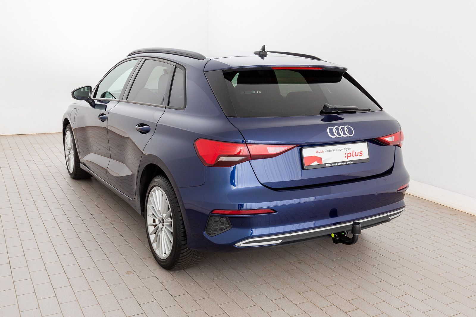 Audi A3 Sportback TFSI e Advanced - Samsaru's Car Outlet