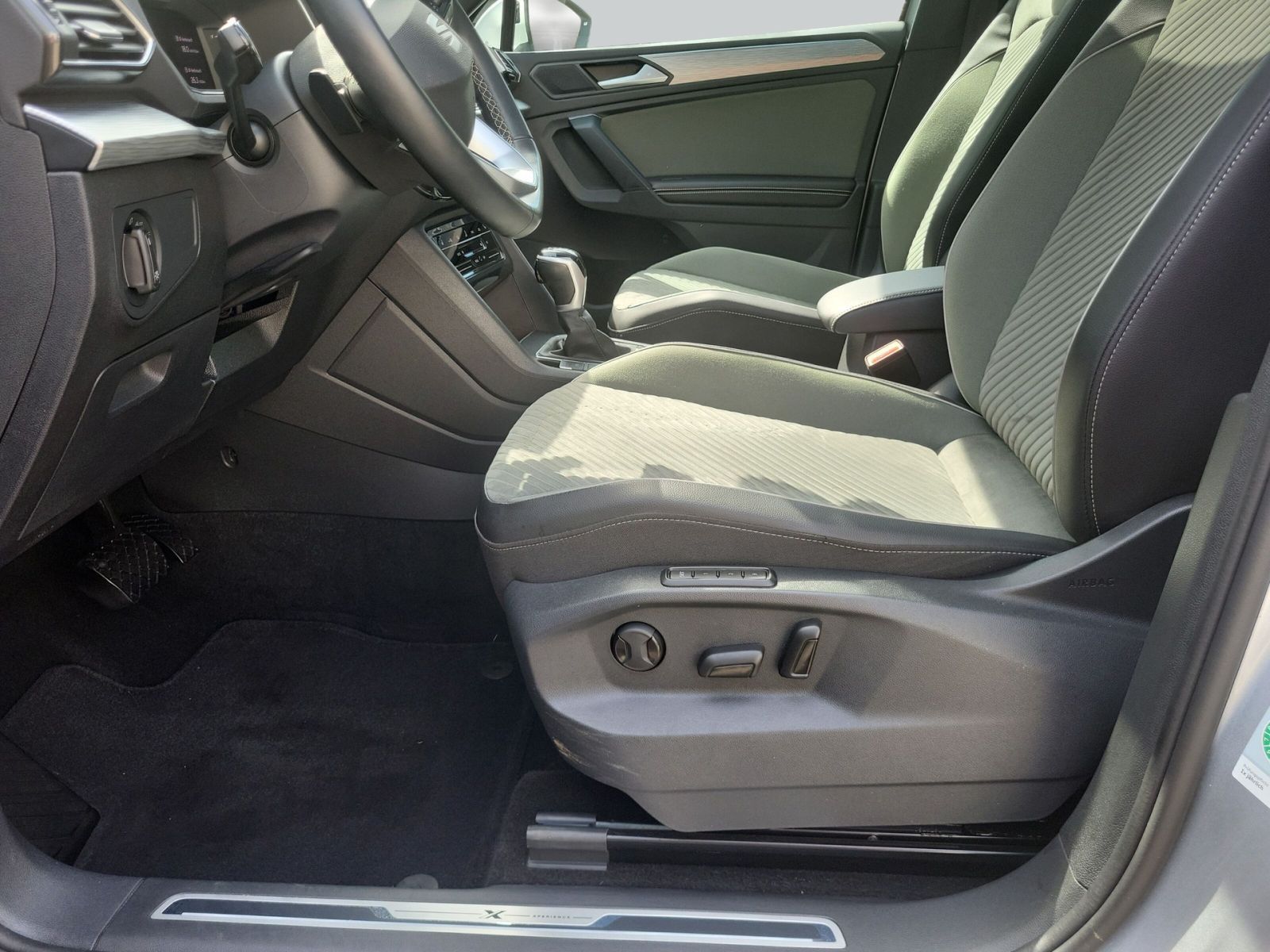 Seat Tarraco 1.4 TSI eHybrid DSG AHK 360° RFK 4xSHZ N