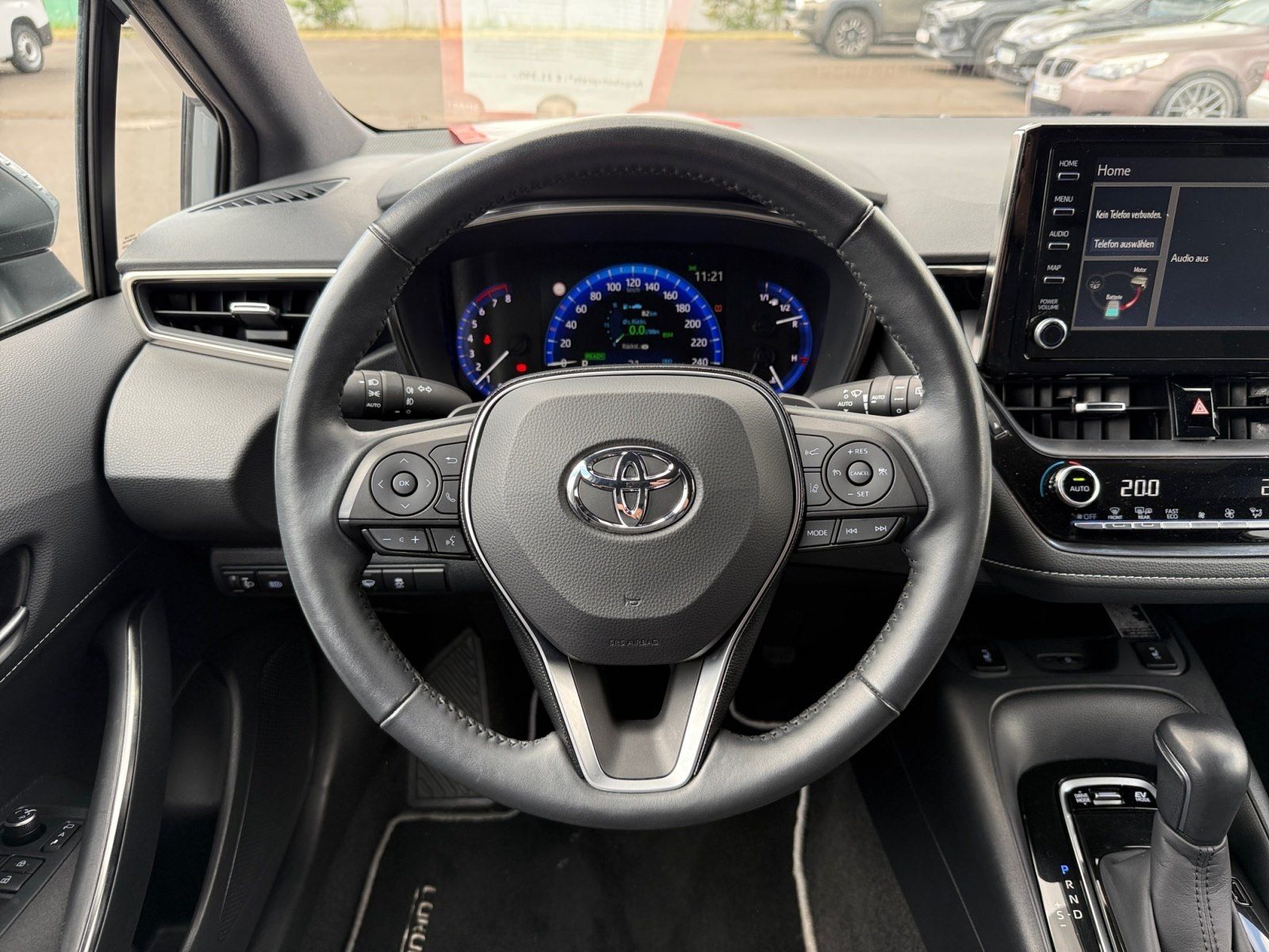 Toyota Corolla 2.0 Hybrid - Samsaru's Car Outlet