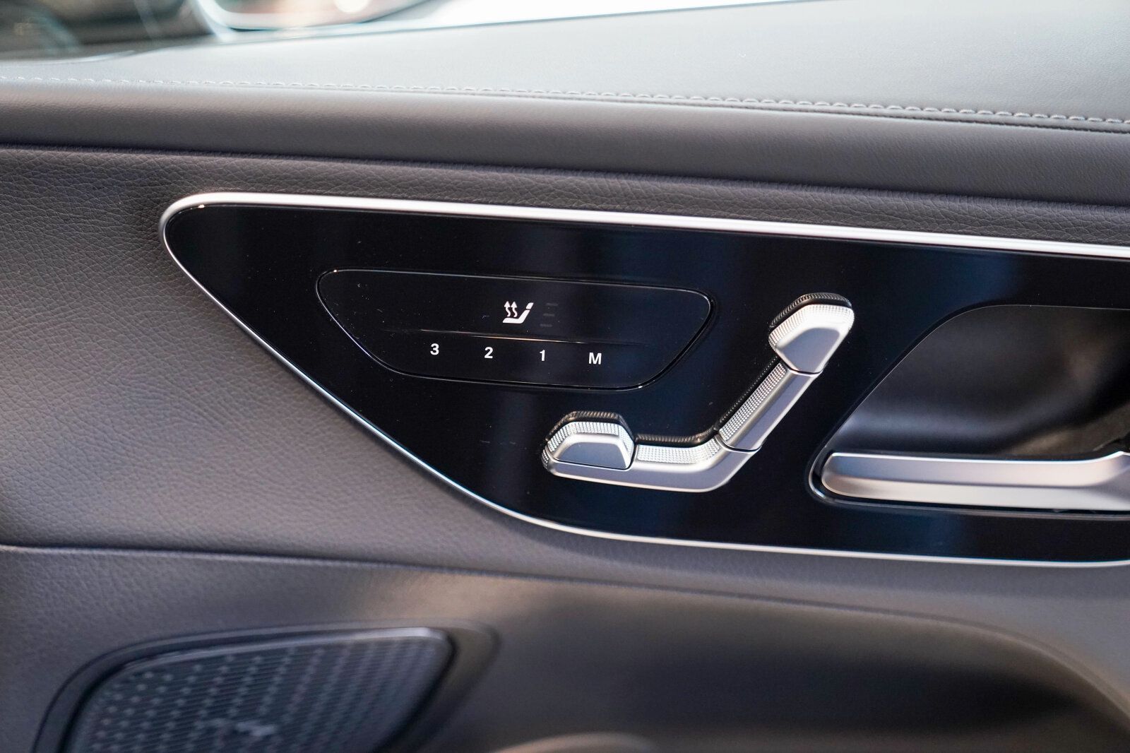 Mercedes-Benz GLC 220 d 4M AVANTGARDE - Samsaru's Car Outlet
