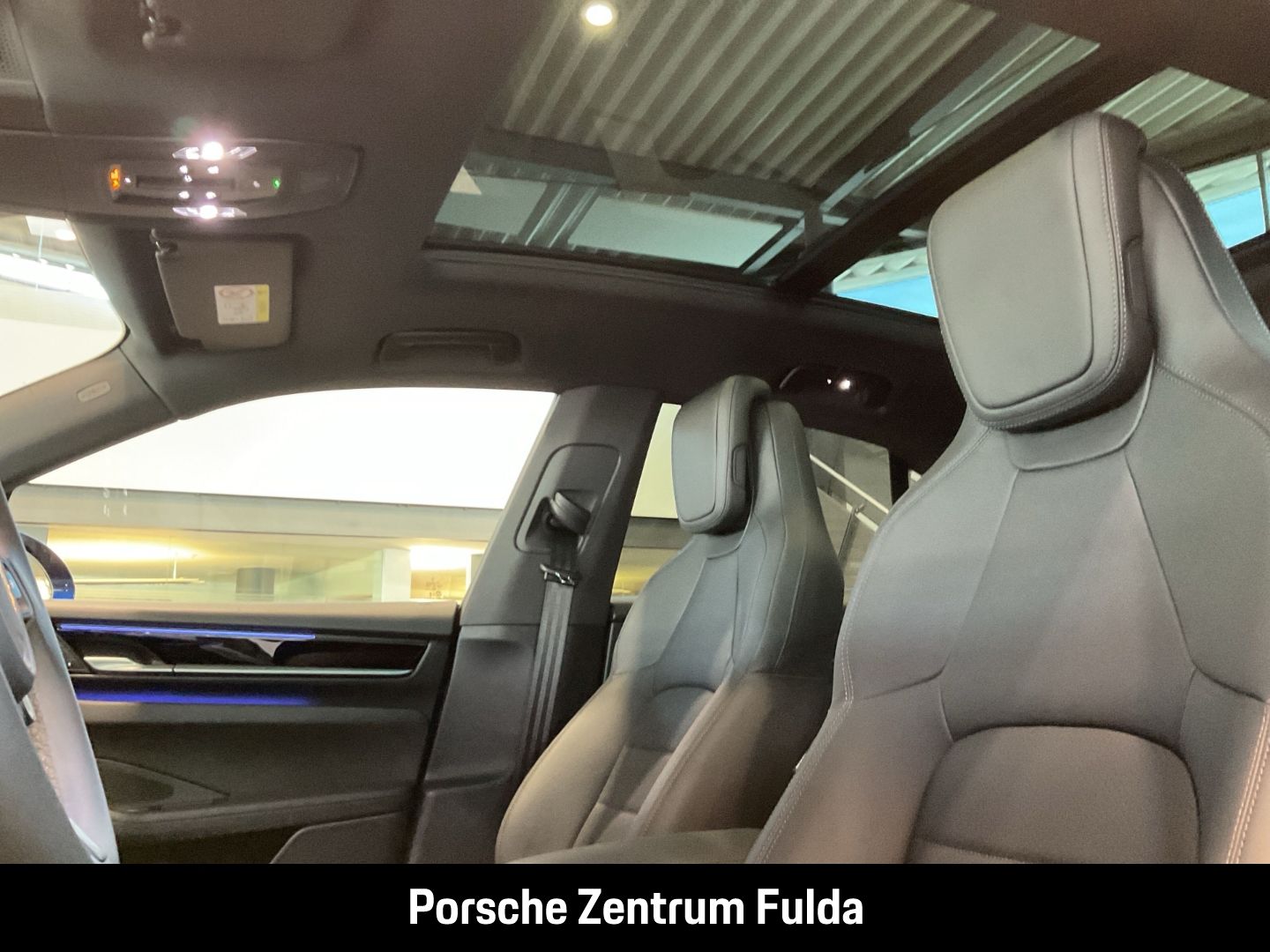 Porsche Macan 4 LED-Matrix Abstandstempomat BOSE 20-Zoll