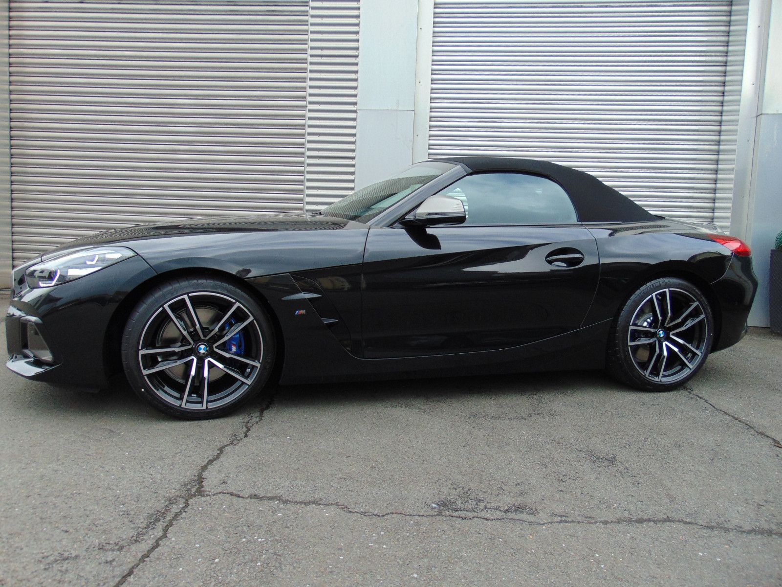 BMW Z4 M 40i - Samsaru's Car Outlet
