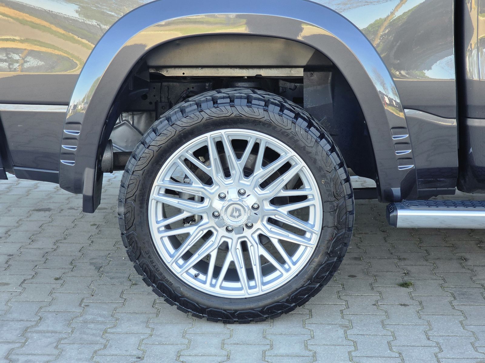 Dodge RAM 1500 5.7 4x4 Laramie Memory AHK LED 3.5´´ RC
