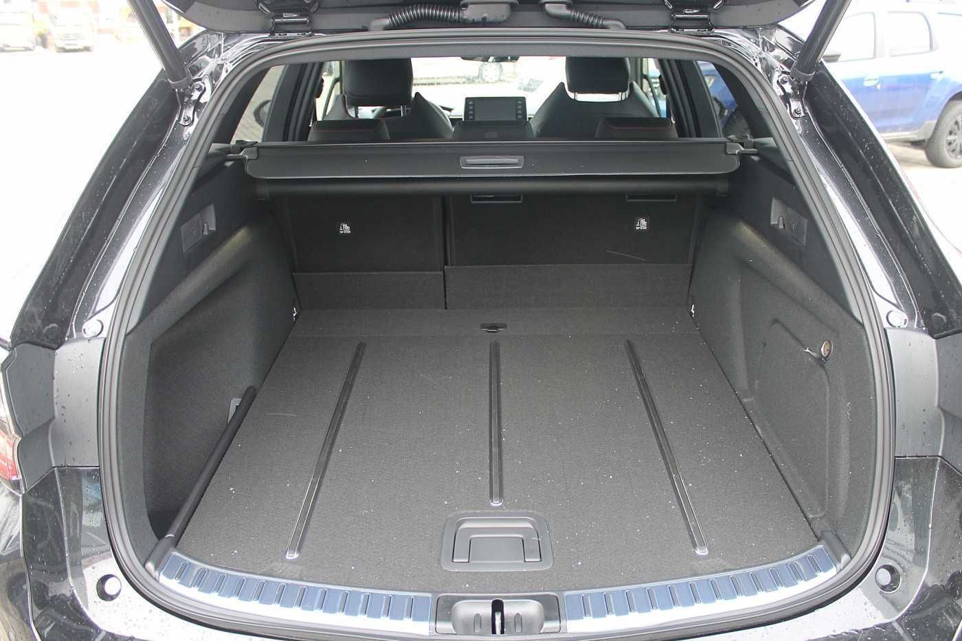 Toyota Corolla 2.0 Hybrid Touring Sports GR - Samsaru's Car Outlet