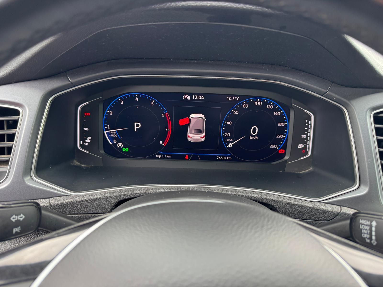 Volkswagen T-Roc 1.5 TSI Style - Samsaru's Car Outlet