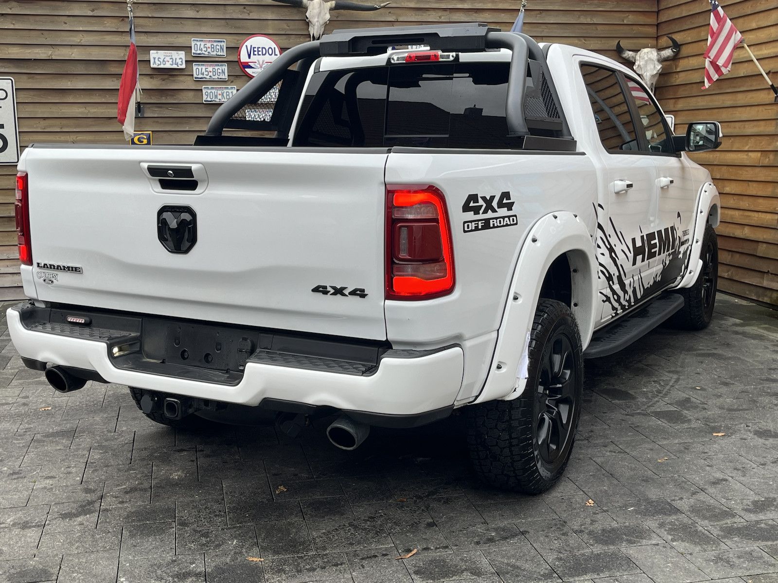 Dodge RAM 1500 Laramie LED AHK LPG Memory LPG