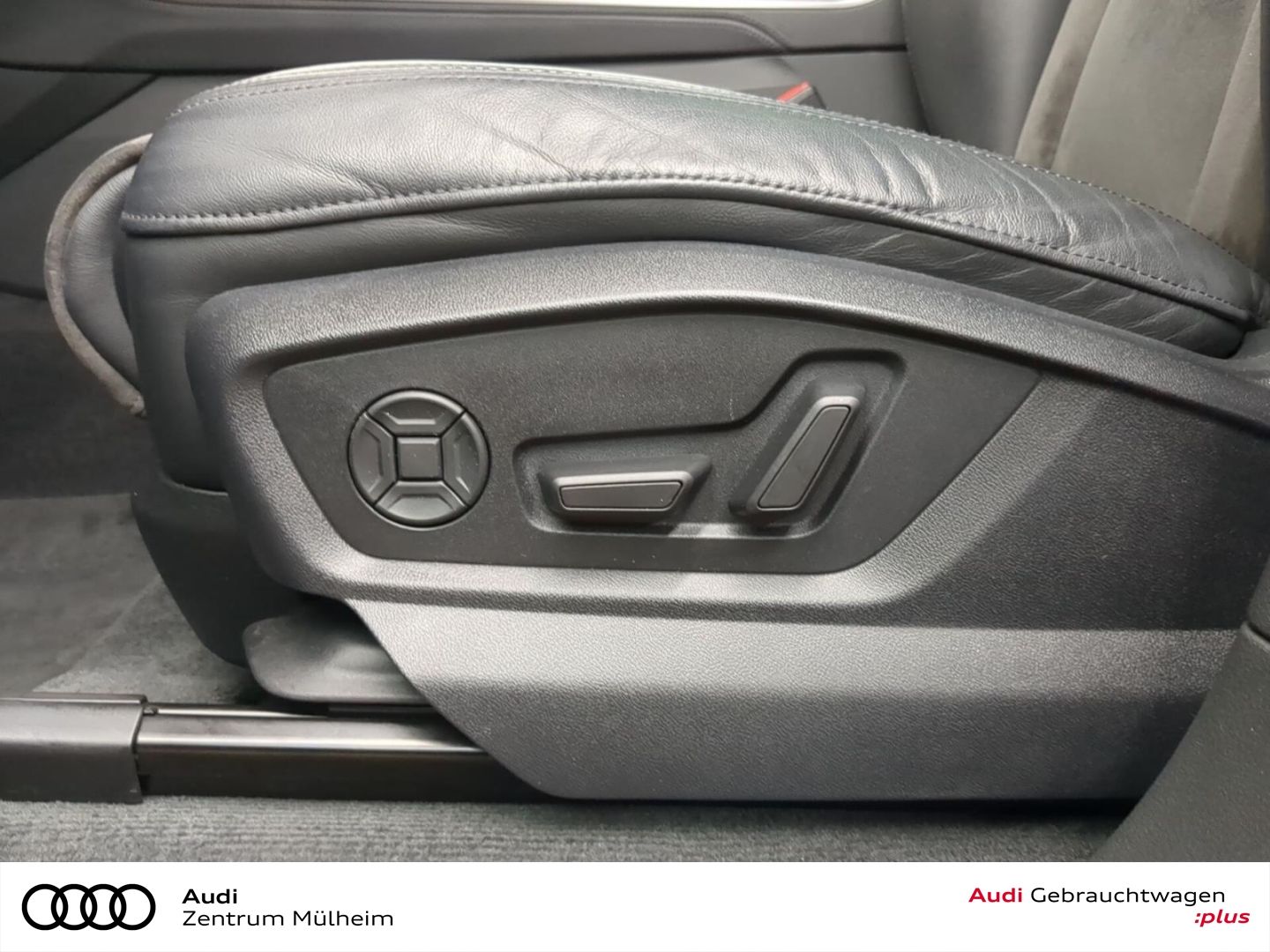 Audi RSQ8 4.0 TFSI quattro Navi Pano Matrix LED Head