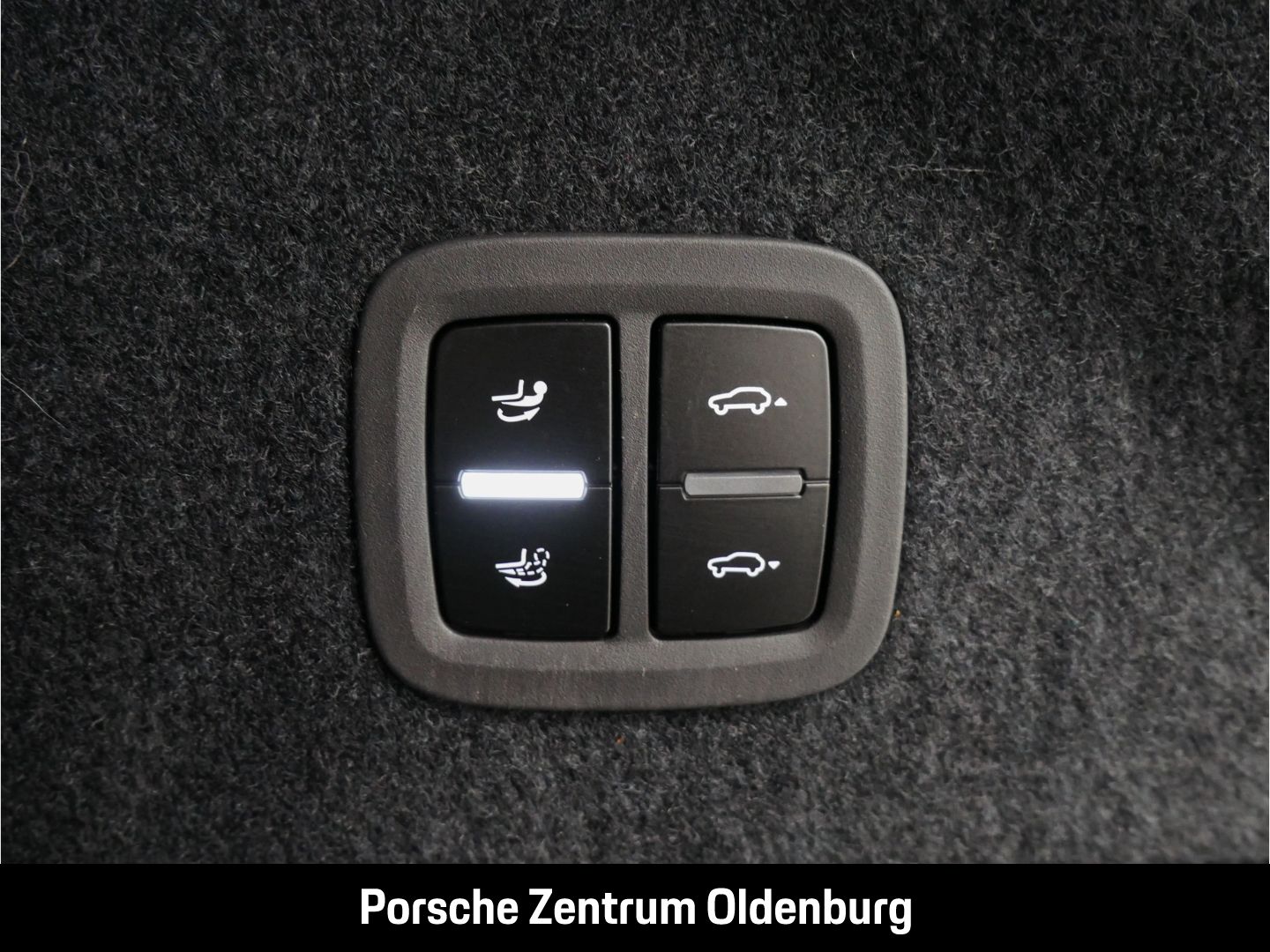 Porsche Cayenne GTS Coupe HuD Matrix Standheizung AHK