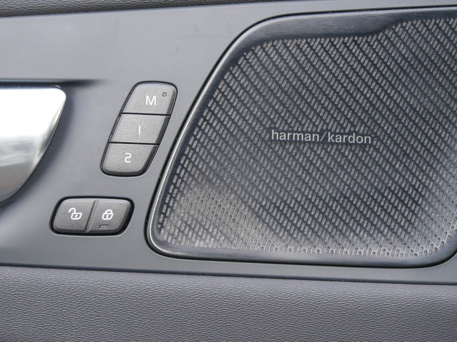 Volvo XC60 T6 Plus Dark Pano/360/Memory