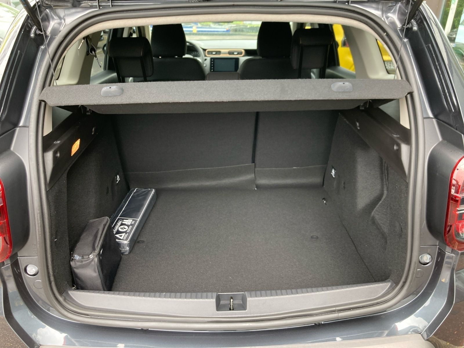 Dacia Duster Extreme TCe 150 EDC - Samsaru's Car Outlet