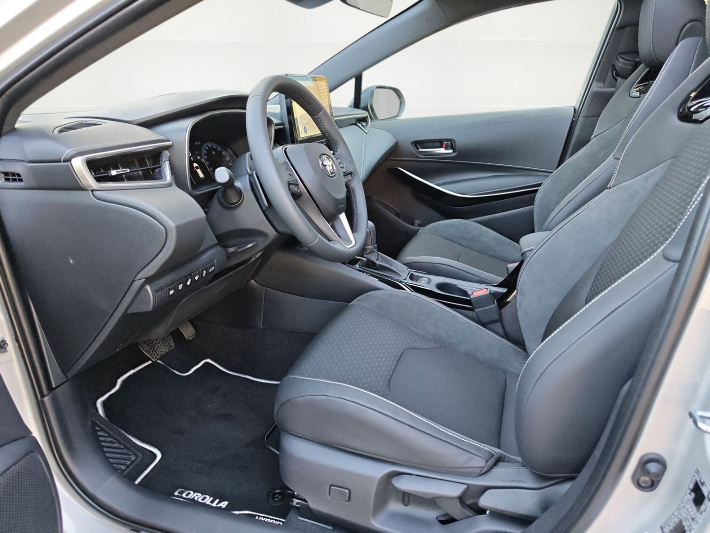 Toyota Corolla Touring Sports 2.0 Hybrid Lounge +Matrix