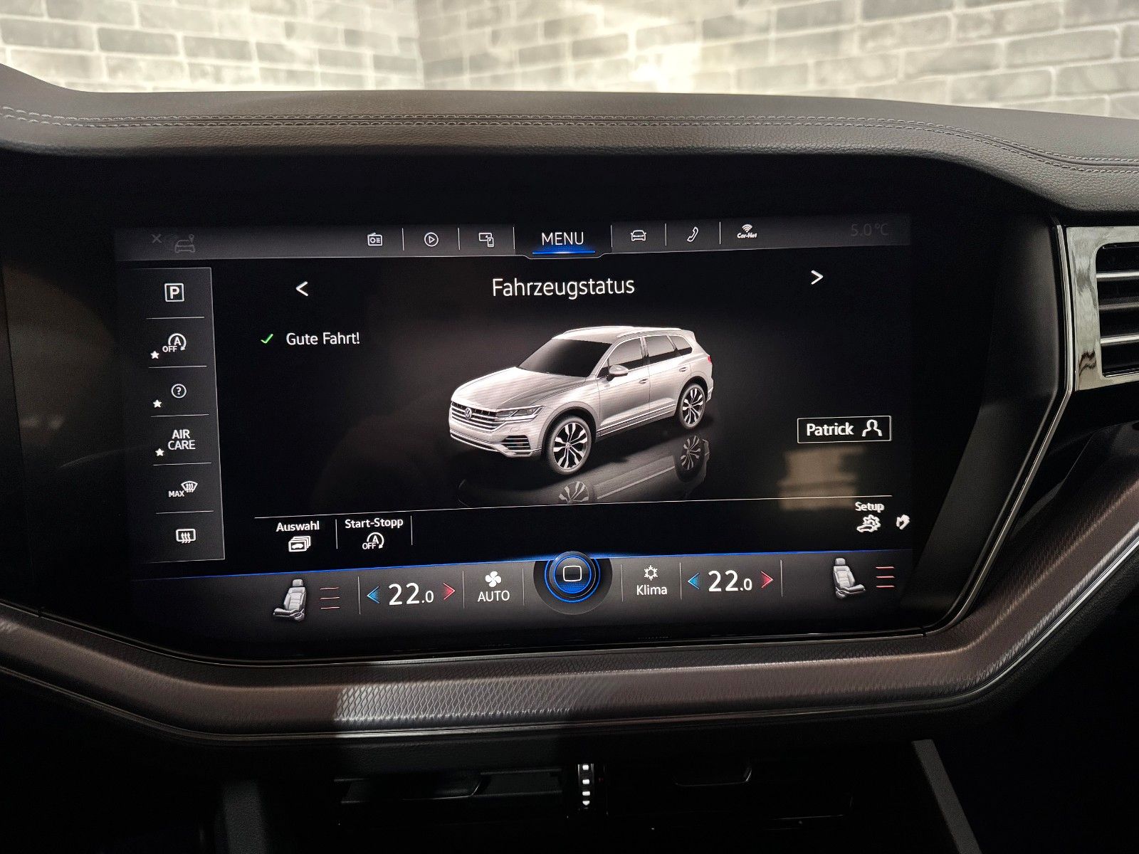 Volkswagen Touareg 3.0 TDI R-Line 4Motion - Samsaru's Car Outlet