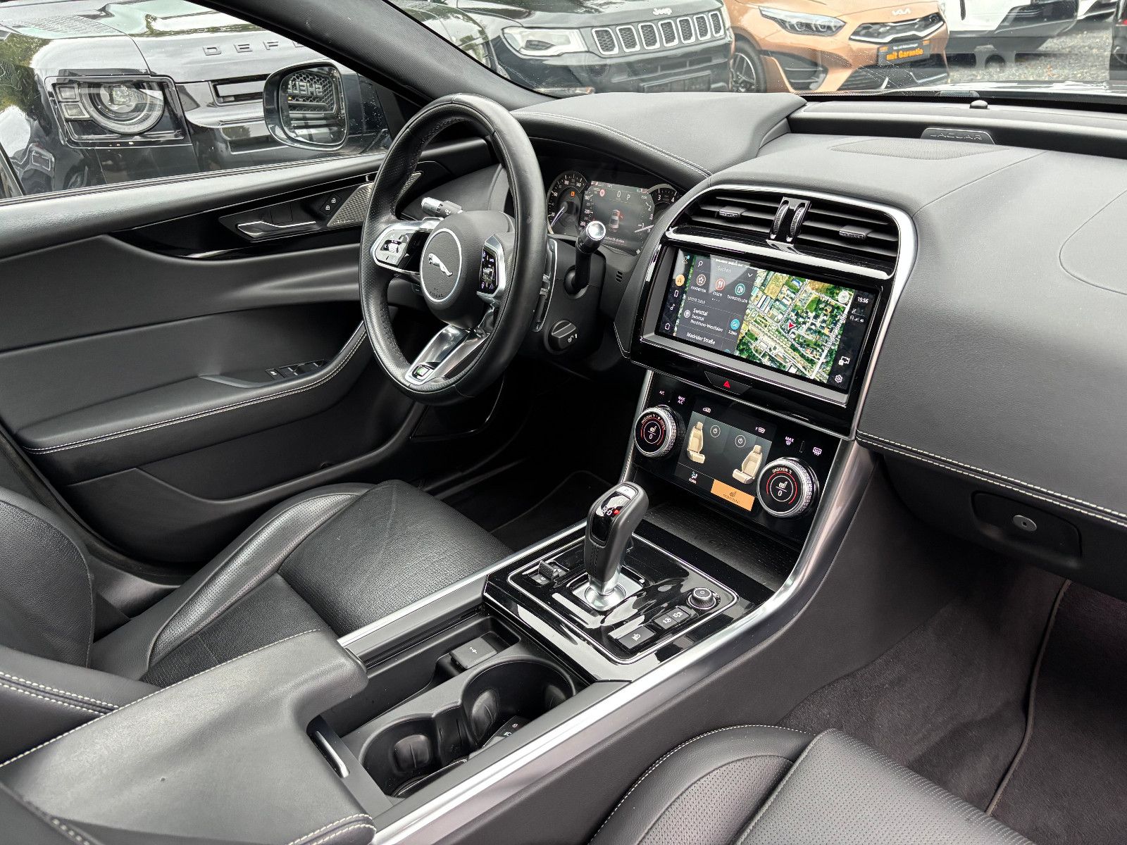 Jaguar XE R-Dynamic Black/360''KAM/PANO/EXCLUSIV/MERIDI