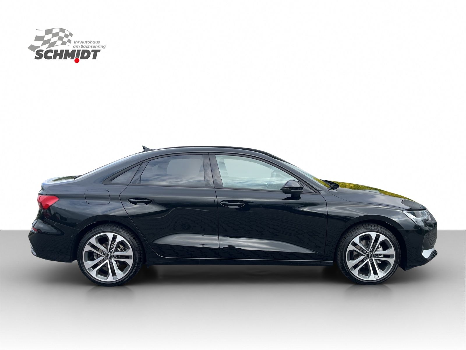 Audi A3 Limousine 30 TFSI advanced - Samsaru's Car Outlet