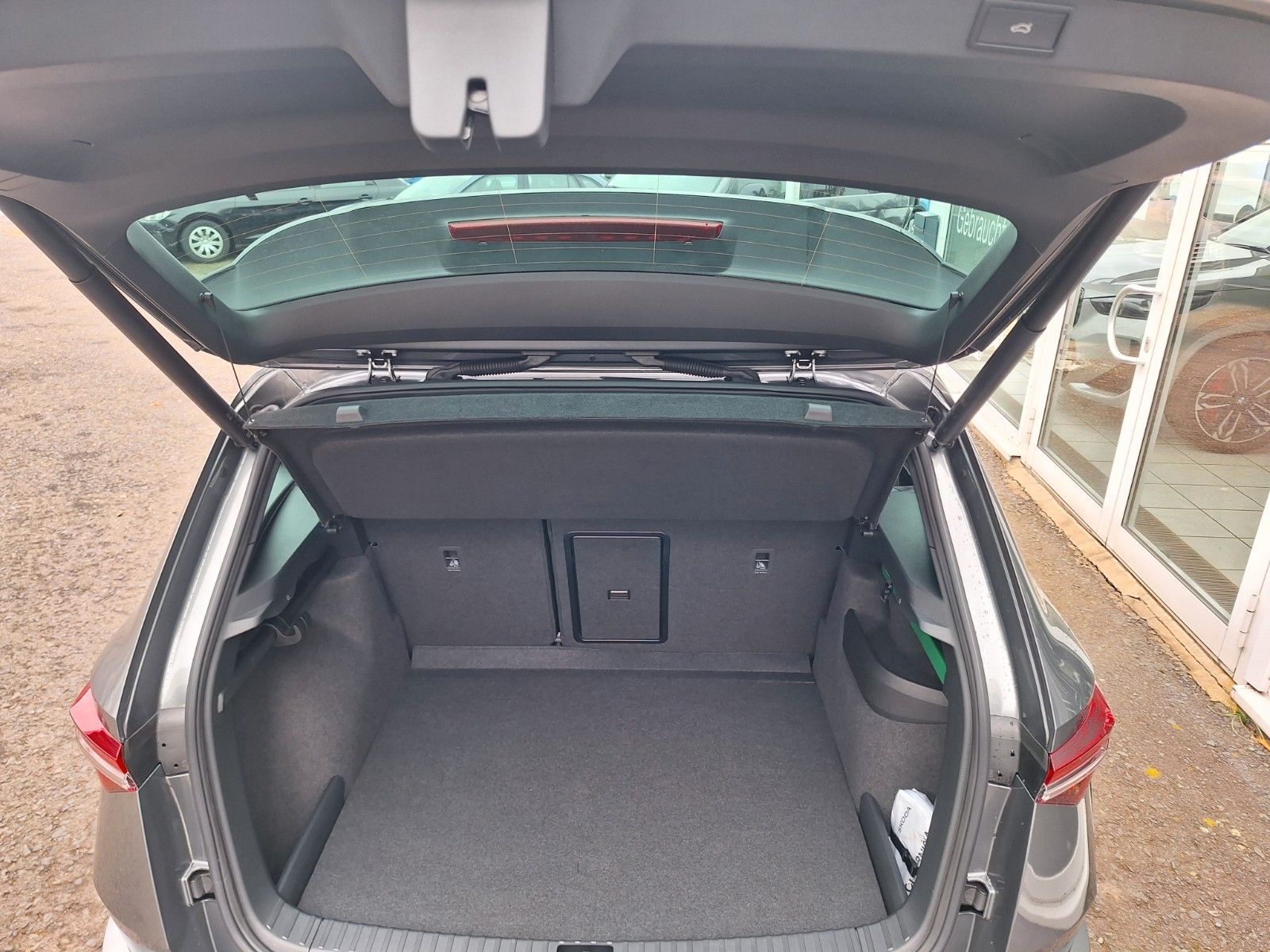 Skoda Karoq 2.0 TDI DSG Sportl 4x4/ACC/LED/Standh/AHK