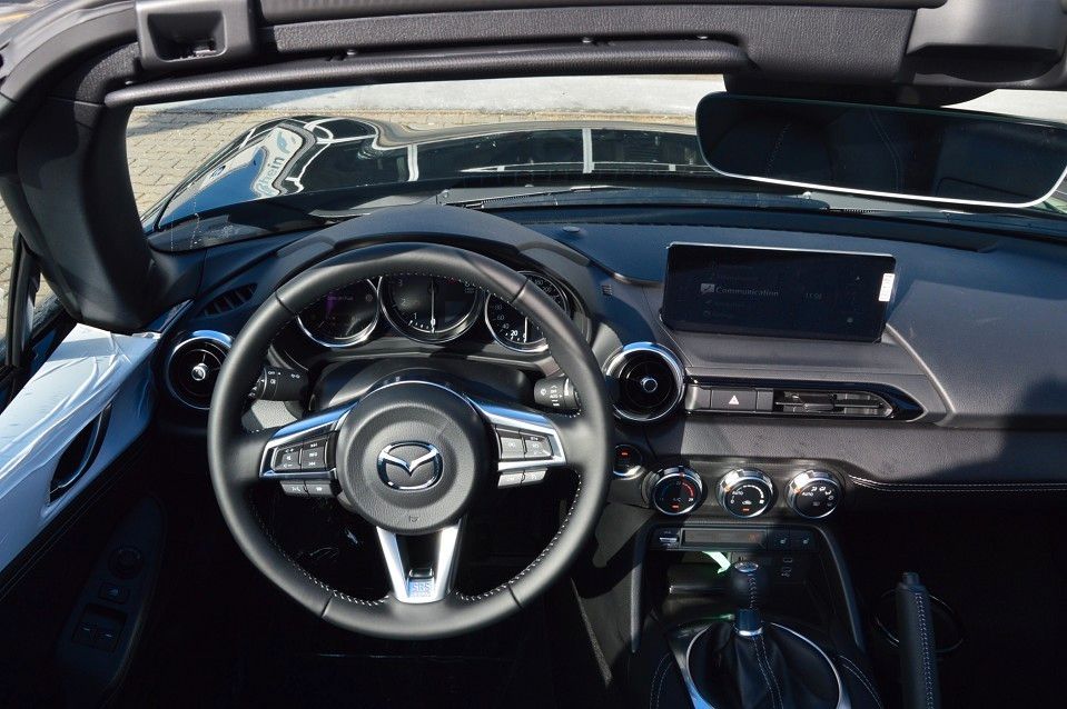 Mazda MX-5 RF Benzin 132PS 6GS Exclusive-Line Navi