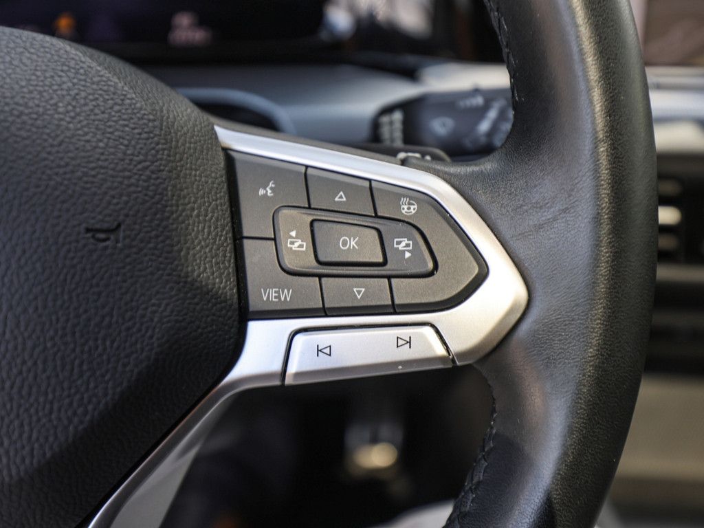 Volkswagen Golf VIII ACTIVE 2.0 l DSG - Samsaru's Car Outlet