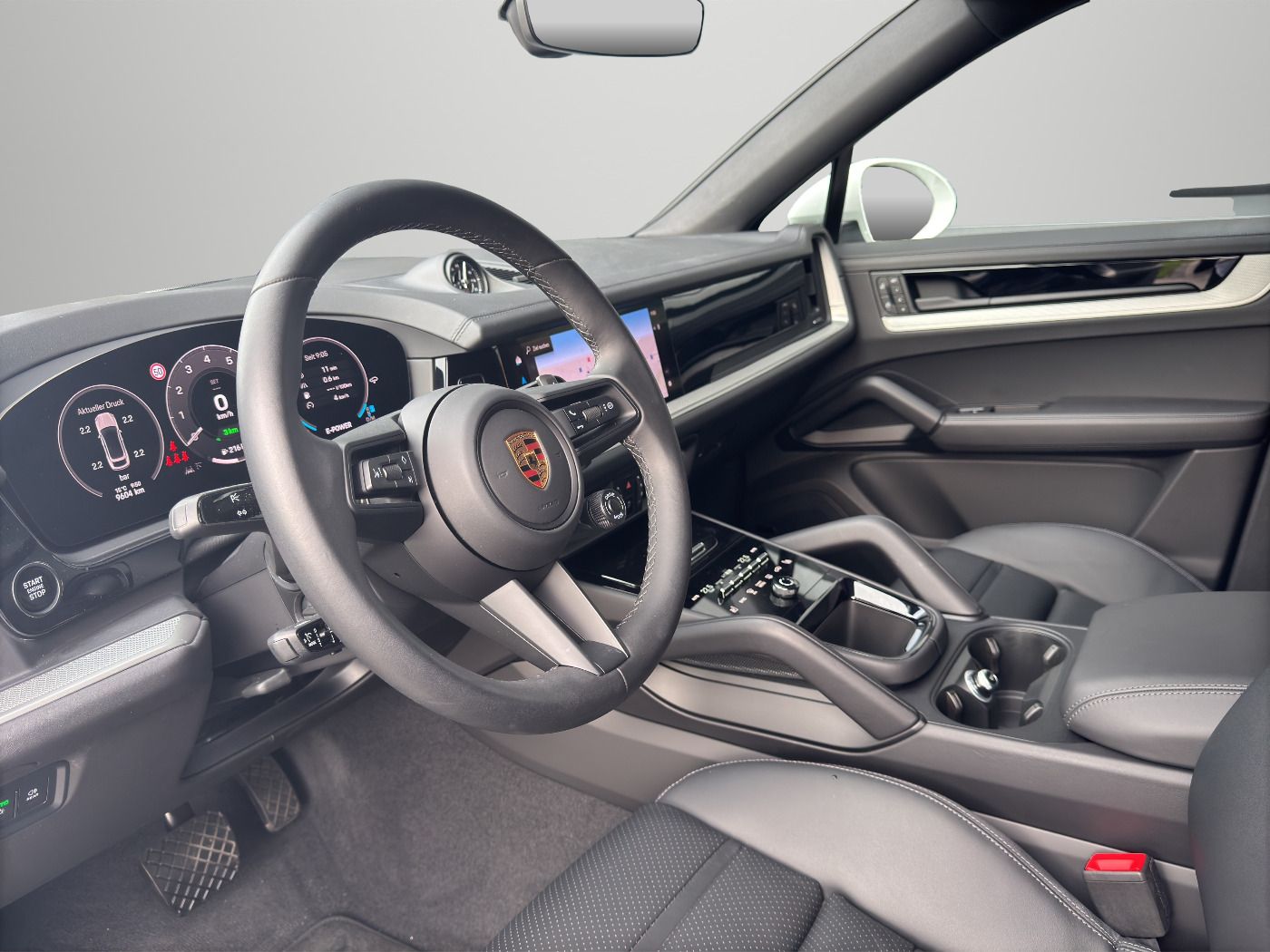 Porsche Cayenne E-Hybrid Coupe | Surround View |