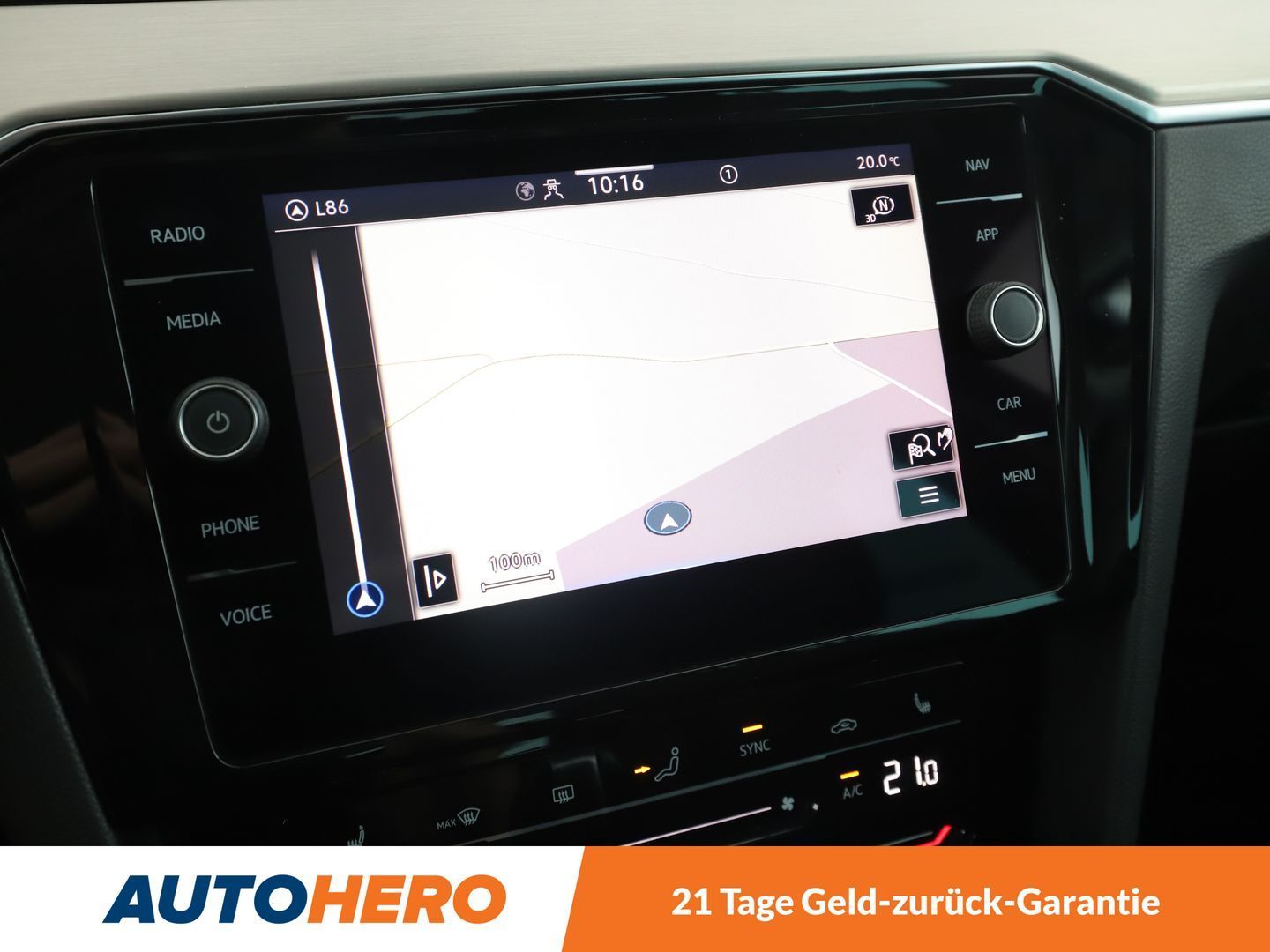 Volkswagen Passat 2.0 TDI Elegance Aut. - Samsaru's Car Outlet